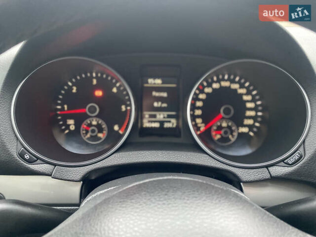 Серый Фольксваген Гольф, объемом двигателя 1.6 л и пробегом 293 тыс. км за 7750 $, фото 7 на Automoto.ua