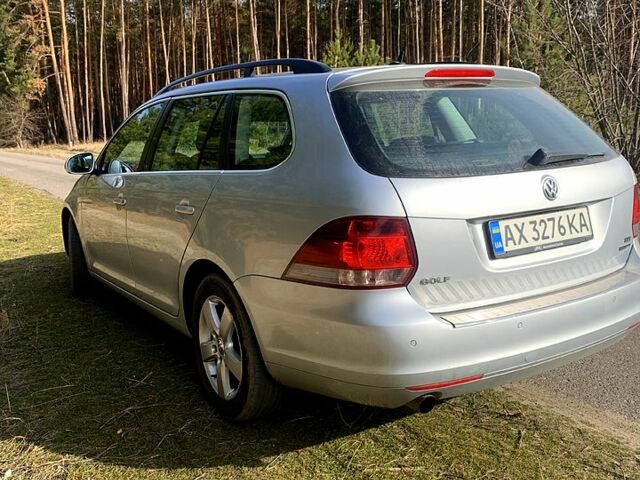 Серый Фольксваген Гольф, объемом двигателя 1.6 л и пробегом 220 тыс. км за 8200 $, фото 1 на Automoto.ua