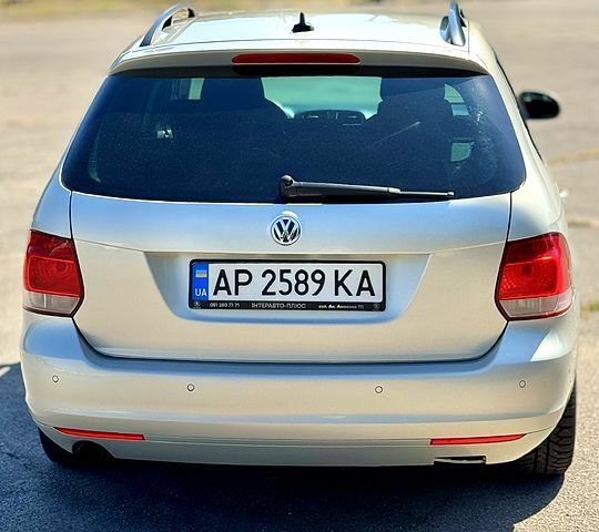 Сірий Фольксваген Гольф, об'ємом двигуна 1.6 л та пробігом 290 тис. км за 6700 $, фото 4 на Automoto.ua