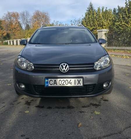 Серый Фольксваген Гольф, объемом двигателя 1.6 л и пробегом 334 тыс. км за 8799 $, фото 2 на Automoto.ua