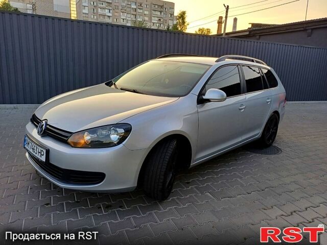 Сірий Фольксваген Гольф, об'ємом двигуна 1.6 л та пробігом 239 тис. км за 7500 $, фото 1 на Automoto.ua