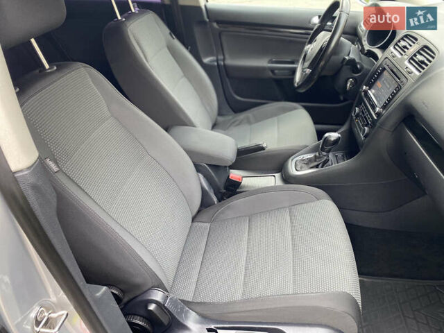 Серый Фольксваген Гольф, объемом двигателя 1.97 л и пробегом 232 тыс. км за 8600 $, фото 6 на Automoto.ua