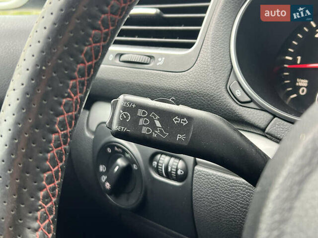 Сірий Фольксваген Гольф, об'ємом двигуна 1.6 л та пробігом 270 тис. км за 8300 $, фото 40 на Automoto.ua