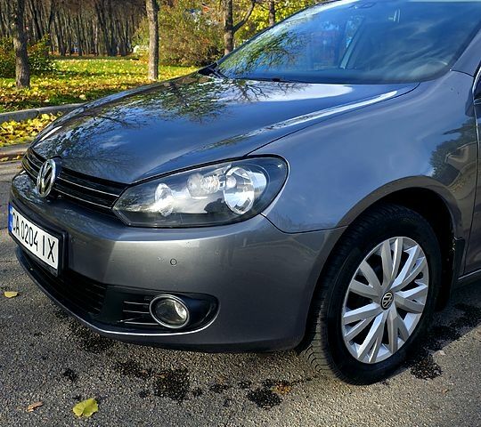 Сірий Фольксваген Гольф, об'ємом двигуна 1.6 л та пробігом 335 тис. км за 8749 $, фото 5 на Automoto.ua