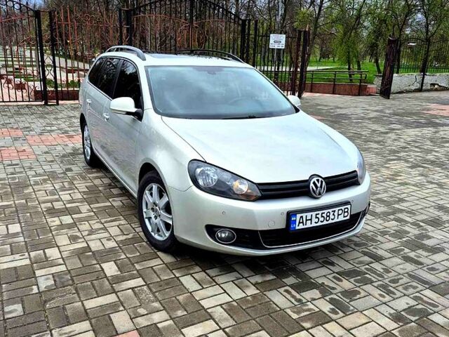 Серый Фольксваген Гольф, объемом двигателя 1.6 л и пробегом 222 тыс. км за 9200 $, фото 1 на Automoto.ua
