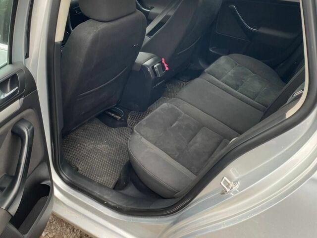 Фольксваген Гольф 2011 в Виннице на Automoto.ua Серый Фольксваген Гольф, объемом двигателя 1.4 л и пробегом 260 тыс. км за 5750 $, фото 4 на Automoto.ua