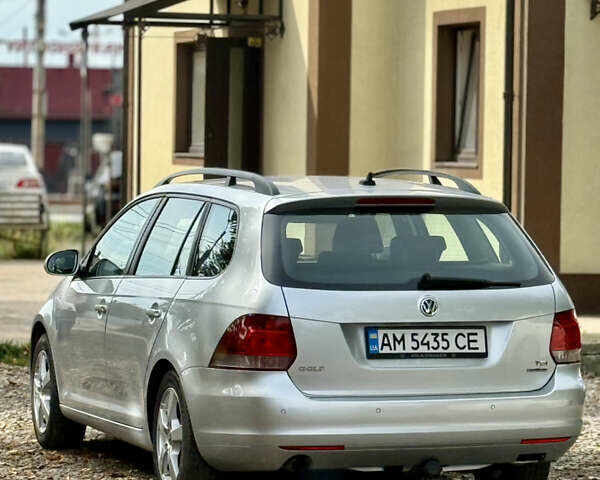 Серый Фольксваген Гольф, объемом двигателя 1.6 л и пробегом 248 тыс. км за 7650 $, фото 8 на Automoto.ua