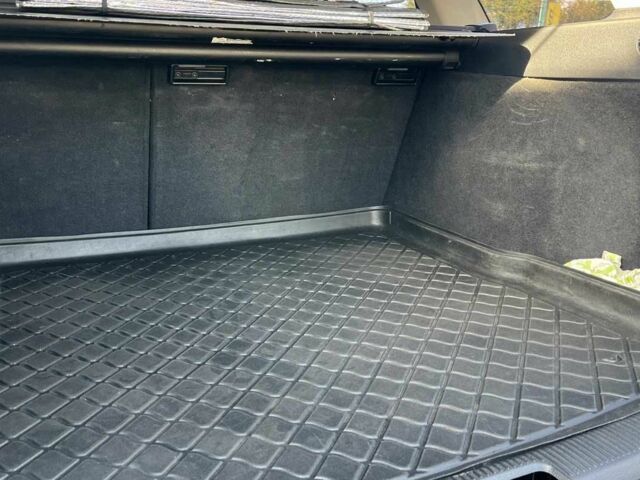 Серый Фольксваген Гольф, объемом двигателя 1.6 л и пробегом 255 тыс. км за 7500 $, фото 22 на Automoto.ua