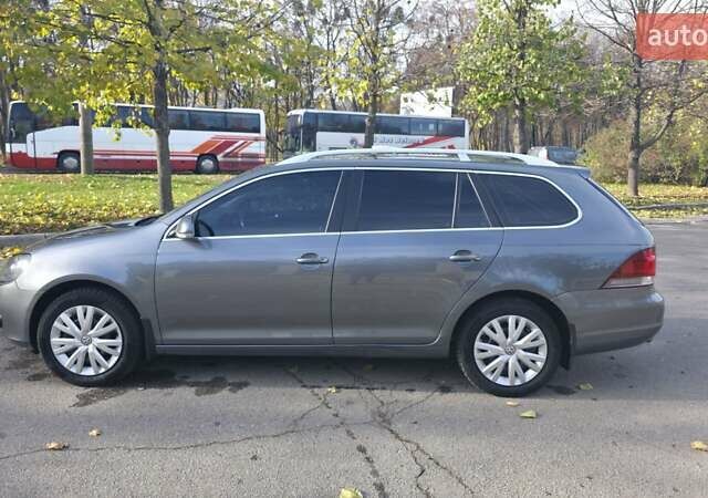 Серый Фольксваген Гольф, объемом двигателя 1.6 л и пробегом 334 тыс. км за 8799 $, фото 21 на Automoto.ua