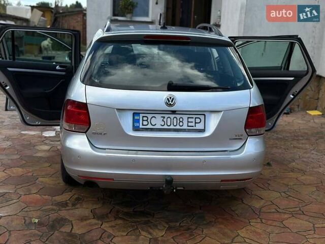 Серый Фольксваген Гольф, объемом двигателя 1.6 л и пробегом 231 тыс. км за 7500 $, фото 4 на Automoto.ua