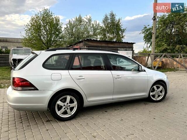 Сірий Фольксваген Гольф, об'ємом двигуна 1.6 л та пробігом 241 тис. км за 7600 $, фото 5 на Automoto.ua