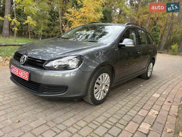 Серый Фольксваген Гольф, объемом двигателя 1.6 л и пробегом 235 тыс. км за 7750 $, фото 5 на Automoto.ua