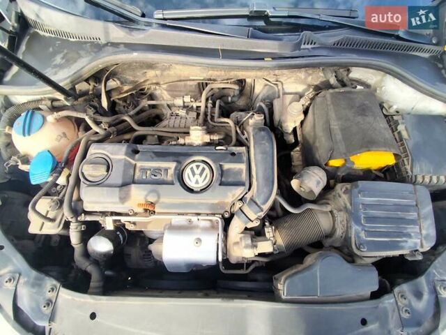 Серый Фольксваген Гольф, объемом двигателя 1.39 л и пробегом 155 тыс. км за 8000 $, фото 12 на Automoto.ua