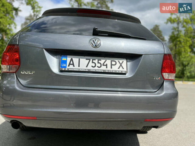 Сірий Фольксваген Гольф, об'ємом двигуна 1.6 л та пробігом 307 тис. км за 8700 $, фото 4 на Automoto.ua