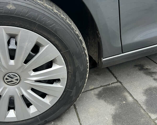 Серый Фольксваген Гольф, объемом двигателя 1.6 л и пробегом 282 тыс. км за 7300 $, фото 6 на Automoto.ua