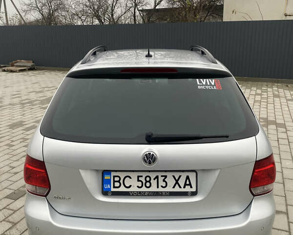 Серый Фольксваген Гольф, объемом двигателя 1.6 л и пробегом 293 тыс. км за 7750 $, фото 4 на Automoto.ua