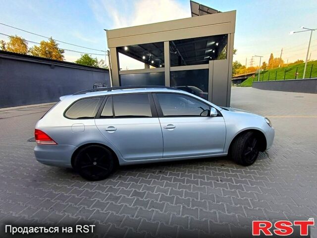 Сірий Фольксваген Гольф, об'ємом двигуна 1.6 л та пробігом 239 тис. км за 7500 $, фото 2 на Automoto.ua