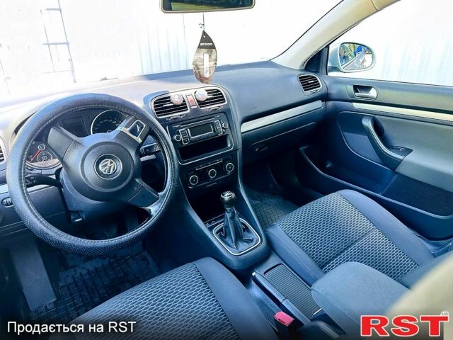 Сірий Фольксваген Гольф, об'ємом двигуна 1.4 л та пробігом 0 тис. км за 8500 $, фото 5 на Automoto.ua