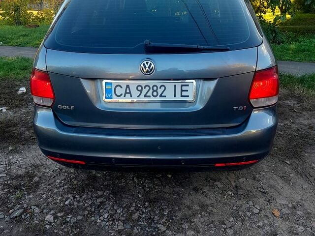 Серый Фольксваген Гольф, объемом двигателя 1.6 л и пробегом 274 тыс. км за 6700 $, фото 6 на Automoto.ua