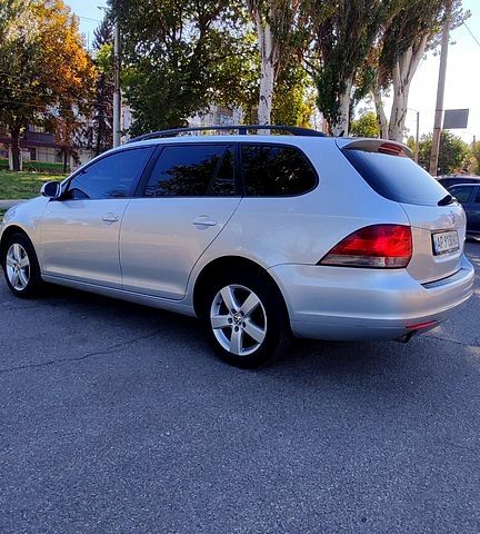 Серый Фольксваген Гольф, объемом двигателя 1.6 л и пробегом 0 тыс. км за 6588 $, фото 3 на Automoto.ua