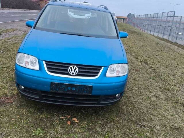 Серый Фольксваген Гольф, объемом двигателя 1.6 л и пробегом 200 тыс. км за 4118 $, фото 6 на Automoto.ua