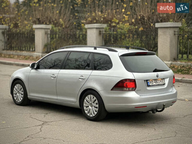 Серый Фольксваген Гольф, объемом двигателя 1.6 л и пробегом 230 тыс. км за 7400 $, фото 4 на Automoto.ua