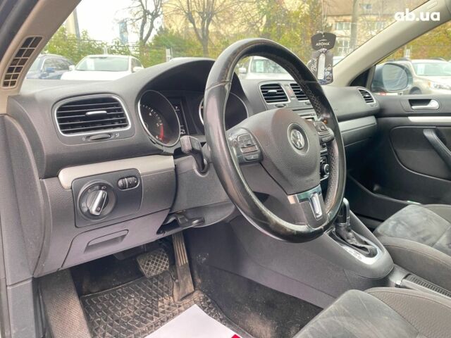 Серый Фольксваген Гольф, объемом двигателя 1.6 л и пробегом 249 тыс. км за 9240 $, фото 21 на Automoto.ua