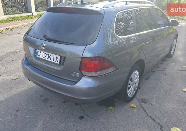 Серый Фольксваген Гольф, объемом двигателя 1.6 л и пробегом 334 тыс. км за 8799 $, фото 13 на Automoto.ua