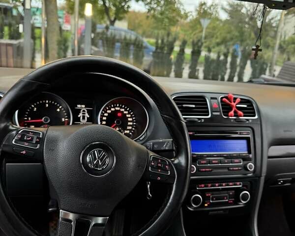 Сірий Фольксваген Гольф, об'ємом двигуна 1.6 л та пробігом 264 тис. км за 7800 $, фото 13 на Automoto.ua