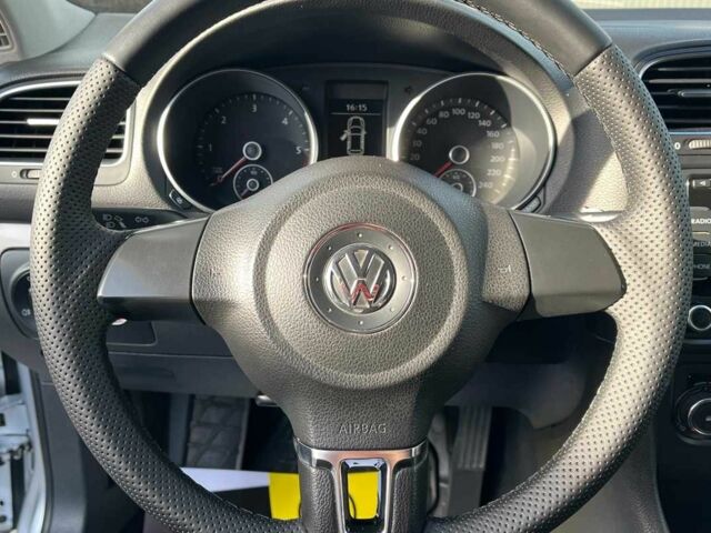 Серый Фольксваген Гольф, объемом двигателя 1.6 л и пробегом 255 тыс. км за 7500 $, фото 10 на Automoto.ua