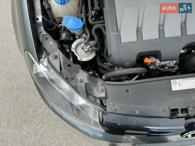 Сірий Фольксваген Гольф, об'ємом двигуна 1.6 л та пробігом 307 тис. км за 8700 $, фото 56 на Automoto.ua