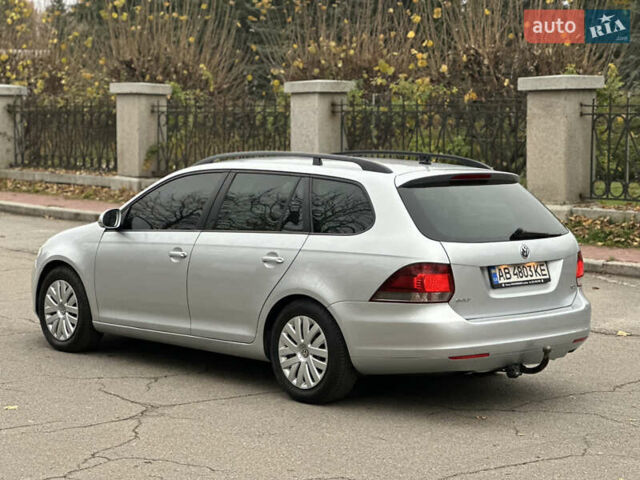 Серый Фольксваген Гольф, объемом двигателя 1.6 л и пробегом 230 тыс. км за 7300 $, фото 16 на Automoto.ua