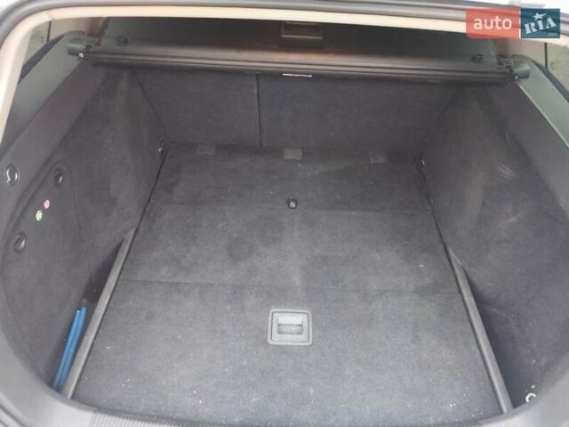 Серый Фольксваген Гольф, объемом двигателя 1.6 л и пробегом 259 тыс. км за 8000 $, фото 27 на Automoto.ua