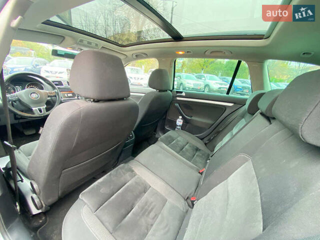 Сірий Фольксваген Гольф, об'ємом двигуна 1.6 л та пробігом 249 тис. км за 9240 $, фото 30 на Automoto.ua