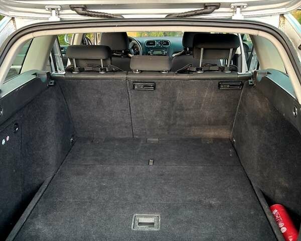 Сірий Фольксваген Гольф, об'ємом двигуна 1.6 л та пробігом 241 тис. км за 7600 $, фото 7 на Automoto.ua