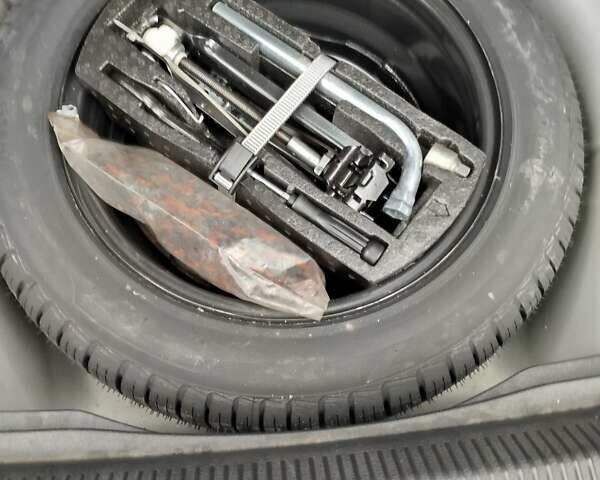 Серый Фольксваген Гольф, объемом двигателя 1.39 л и пробегом 67 тыс. км за 9500 $, фото 22 на Automoto.ua