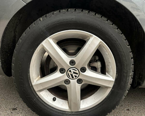 Сірий Фольксваген Гольф, об'ємом двигуна 1.6 л та пробігом 159 тис. км за 9950 $, фото 10 на Automoto.ua