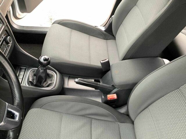 Серый Фольксваген Гольф, объемом двигателя 1.4 л и пробегом 233 тыс. км за 7700 $, фото 13 на Automoto.ua