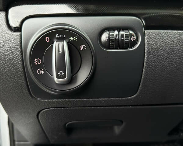 Серый Фольксваген Гольф, объемом двигателя 1.4 л и пробегом 196 тыс. км за 7800 $, фото 40 на Automoto.ua