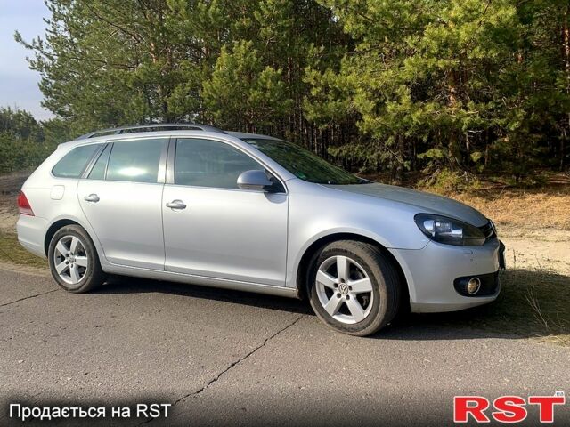 Серый Фольксваген Гольф, объемом двигателя 1.6 л и пробегом 220 тыс. км за 8200 $, фото 3 на Automoto.ua