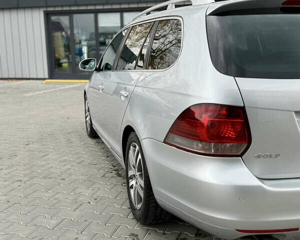 Серый Фольксваген Гольф, объемом двигателя 1.4 л и пробегом 196 тыс. км за 7800 $, фото 17 на Automoto.ua