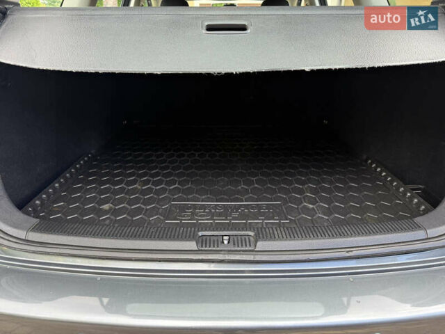 Сірий Фольксваген Гольф, об'ємом двигуна 1.6 л та пробігом 283 тис. км за 7650 $, фото 28 на Automoto.ua