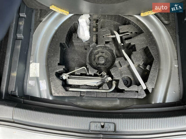 Сірий Фольксваген Гольф, об'ємом двигуна 1.6 л та пробігом 307 тис. км за 8700 $, фото 7 на Automoto.ua