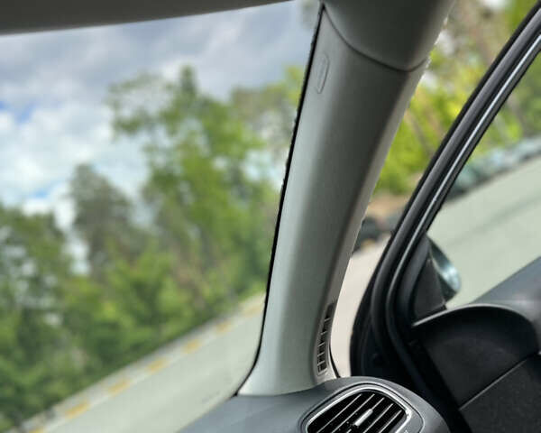 Сірий Фольксваген Гольф, об'ємом двигуна 1.6 л та пробігом 307 тис. км за 8700 $, фото 28 на Automoto.ua