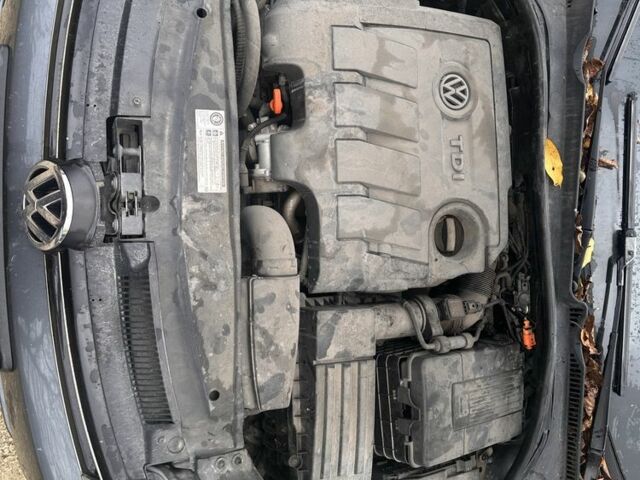 Серый Фольксваген Гольф, объемом двигателя 1.6 л и пробегом 240 тыс. км за 4400 $, фото 5 на Automoto.ua