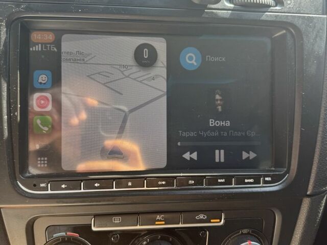 Серый Фольксваген Гольф, объемом двигателя 1.6 л и пробегом 202 тыс. км за 8900 $, фото 6 на Automoto.ua