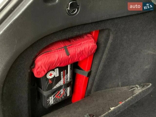 Сірий Фольксваген Гольф, об'ємом двигуна 1.39 л та пробігом 233 тис. км за 7999 $, фото 20 на Automoto.ua