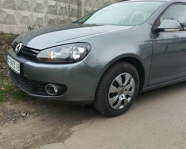 Сірий Фольксваген Гольф, об'ємом двигуна 1.6 л та пробігом 228 тис. км за 7800 $, фото 2 на Automoto.ua