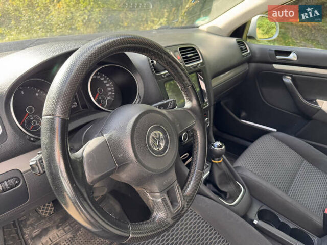 Серый Фольксваген Гольф, объемом двигателя 1.6 л и пробегом 279 тыс. км за 7800 $, фото 5 на Automoto.ua