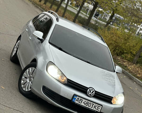 Серый Фольксваген Гольф, объемом двигателя 1.6 л и пробегом 230 тыс. км за 7300 $, фото 26 на Automoto.ua